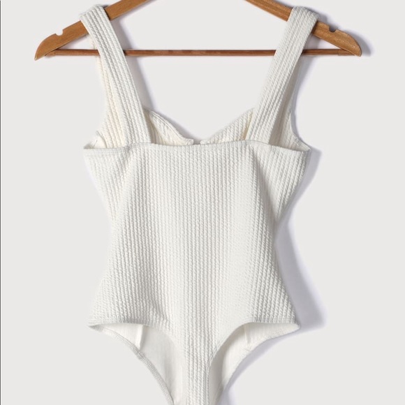 SOLD Aria White Ribbed Bustier Bodysuit - Picture 3 of 3